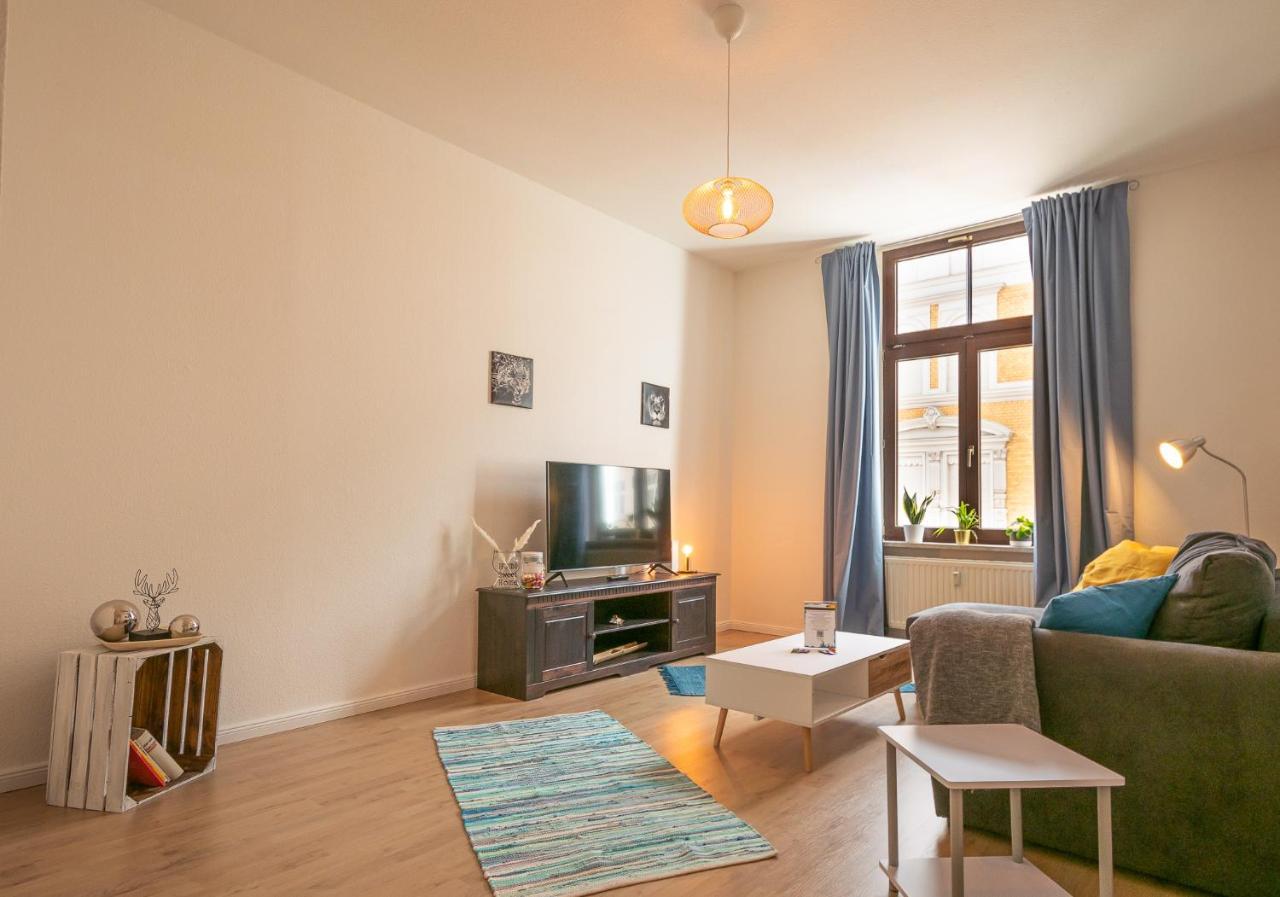 Blue Chili 18 Zentrales City-Apartment Am Hasselbachplatz, 4 Personen マクデブルク エクステリア 写真