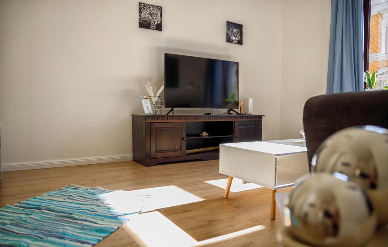 Blue Chili 18 Zentrales City-Apartment Am Hasselbachplatz, 4 Personen マクデブルク エクステリア 写真